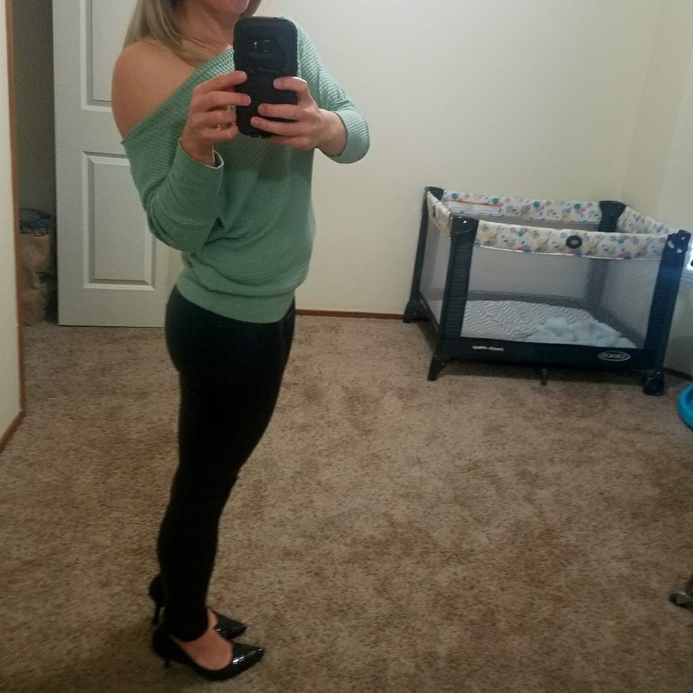 ๐ Faux leather leggings ๐ - Picture 2 of 6